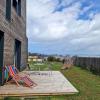 Studio with terrace and superb sea view