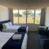 Happy Wanderer Motel Lake Boga ON THE LAKE WITH LAKE VIEWS