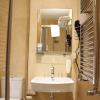 Hostal 4C Cuatro Caminos
