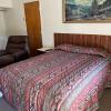 Forest Lodge Motel