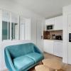Small and modern apartment 11rd Paris