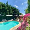 Ô Clair de Lune Chambres d'hôtes climatisées à Sarlat - parking privé - piscine chauffée - espace bien-être Jacuzzi et massages
