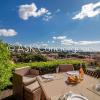 Apartment Emilia : sea view, pool and AC