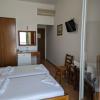HELEN'S ROOMS