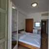 HELEN'S ROOMS