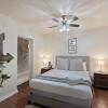 Affordable downtown Memphis apartment w views