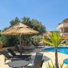Red House Apartment With Swimming Pool