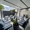 Agréable maison neuve, spacieuse avec jardin