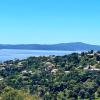 Charmant Mazet Provençal avec Vue Mer et Jacuzzi Privé