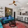Stylish 2-Bedroom Apartment in Garden District