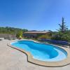 Stunning Home In St Jean De Maruejols Et Avejan