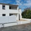 Maison bord de mer, dans impasse au calme d'une résidence.