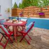 RÉF 322 - LOCMIQUELIC Maisonnette de pêcheur avec terrasse