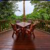 324 Land Road, Malanda, North Queensland, 4885, Australia.