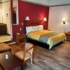 Travelers Lodge