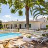 Ideal house for two families with pool and barbecue