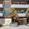Complete Host Monarc Apartments