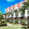 Rodney Bay Boulevard, Rodney Bay Village, Saint Lucia, Caribbean.