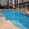 2bdrm/2 King beds/1Air mattress