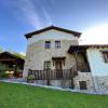 Apartamentos Rurales La Caviana