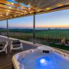 Sea view holiday villa with private spa Brittany