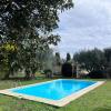 Maison de famille calme piscine et grand jardin