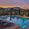 Villa de 6 chambres avec piscine privee sauna et jardin clos a Le Beausset a 7 km de la plage