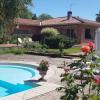 Maison de famille calme avec piscine - proche golf