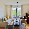 T3 balcon parking clim 3mn pied metro 8 et T3