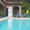 Villa Belgentier avec piscine au calme