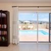 Villa Los Azules with pool and jacuzzi