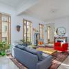 Amazing! Very large apartment ideally located
