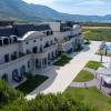 Acros Resort