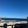 T2 vue sur le port jacuzzi terrasse et parking