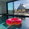 GOUELTOC- villa luxe piscine interieure spa 100 m de la plage 10 pers