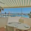 Superbe T2 avec vue sur le port et la mer avec parking privé 4RP221