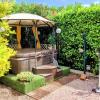 Maison de 2 chambres avec jacuzzi jardin clos et wifi a Meze