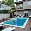 Modern house Luna with pool