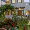 Akrotiri Apartments