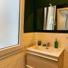Avi Rooms