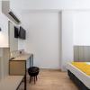 Lemon Hotel