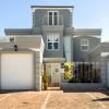 The Sandcastle Guesthouse - Melkbosstrand