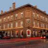 Baldachin Inn
