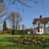 Hookwood Lodge London Gatwick