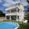 Haus Mira