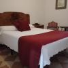 Hostal Puerta Medina