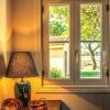 Una casita en el campo dentro de la ciudad