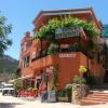 Hostal Almenara
