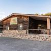 Hostal - Bungalows Camping Cáceres