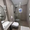 Hotel S